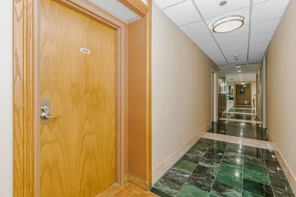 310 Mill ST S #104, Brampton, ON L6Y 3B1