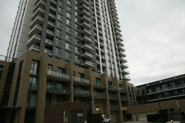 55 Duke ST #1006, Kitchener, ON N2X 3H9