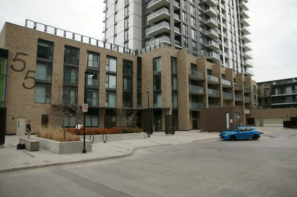 55 Duke ST #1006, Kitchener, ON N2X 3H9