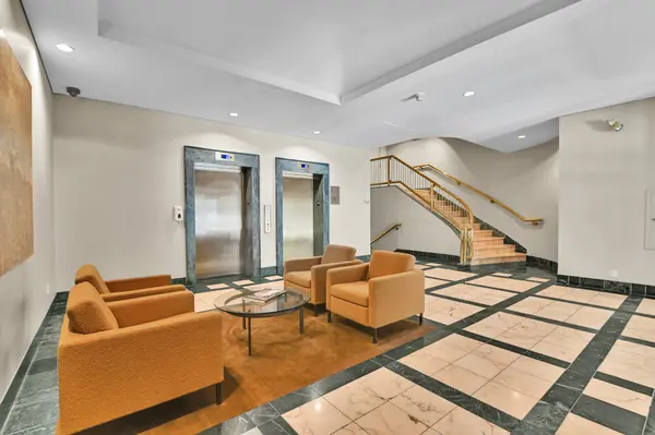 15 Murray ST #301, Lower Town - Sandy Hill, ON K1N 9M5