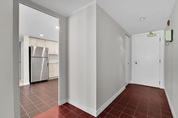 15 Murray ST #301, Lower Town - Sandy Hill, ON K1N 9M5