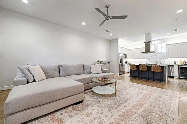 5089 Gaston Avenue #1002, Dallas, TX 75214