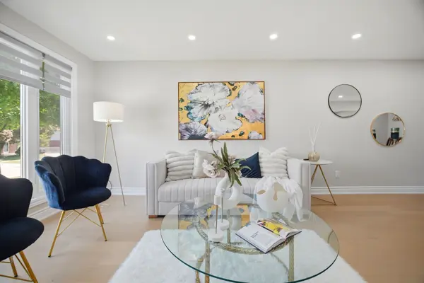 96 Bonham BLVD, Mississauga, ON L5M 1C7