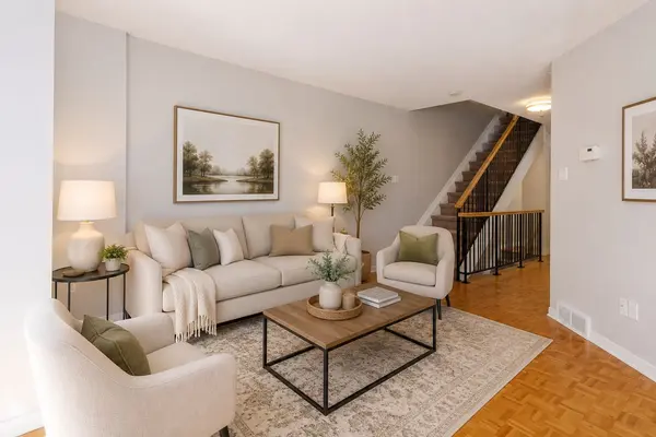 255 Clarence ST #10, Lower Town - Sandy Hill, ON K1N 5P9