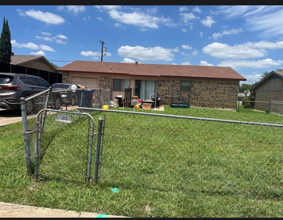 914 Pleasant Valley Road, Garland, TX 75040