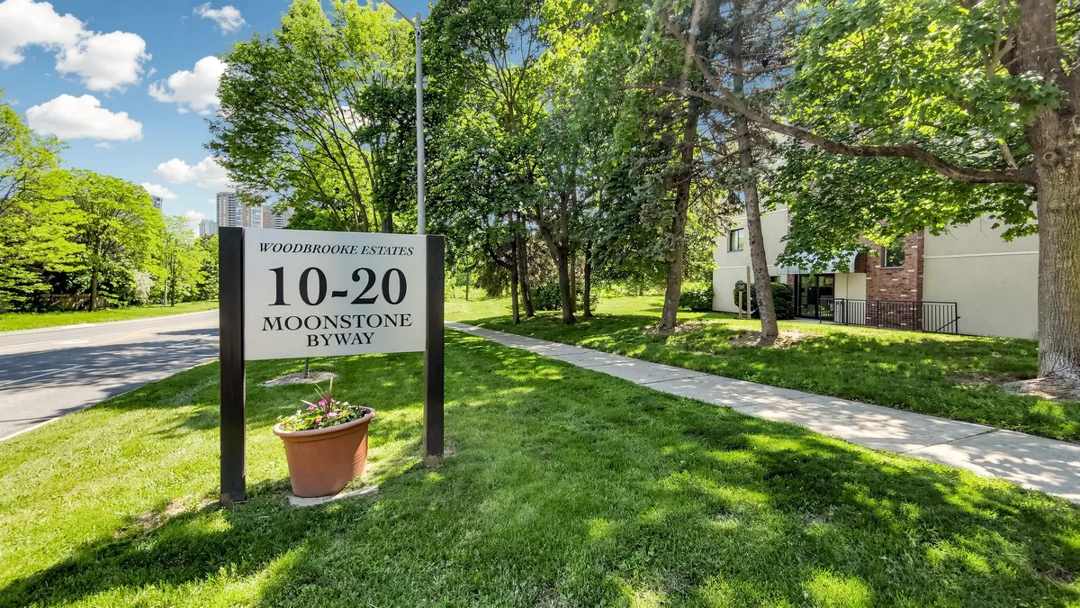 10 Moonstone Byway #145, Toronto C15, ON M2H 3J3
