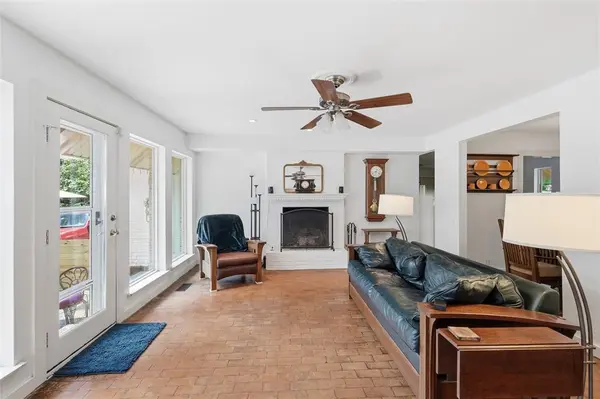 9432 Dixie Lane, Dallas, TX 75228