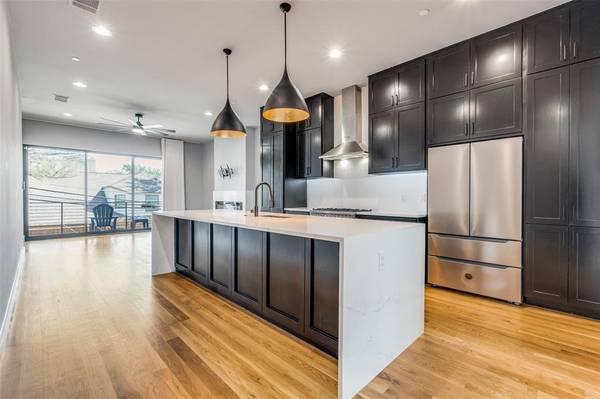 805 Pavillion Street #103, Dallas, TX 75204