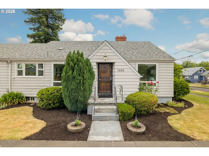1909 N BRYANT ST, Portland, OR 97217