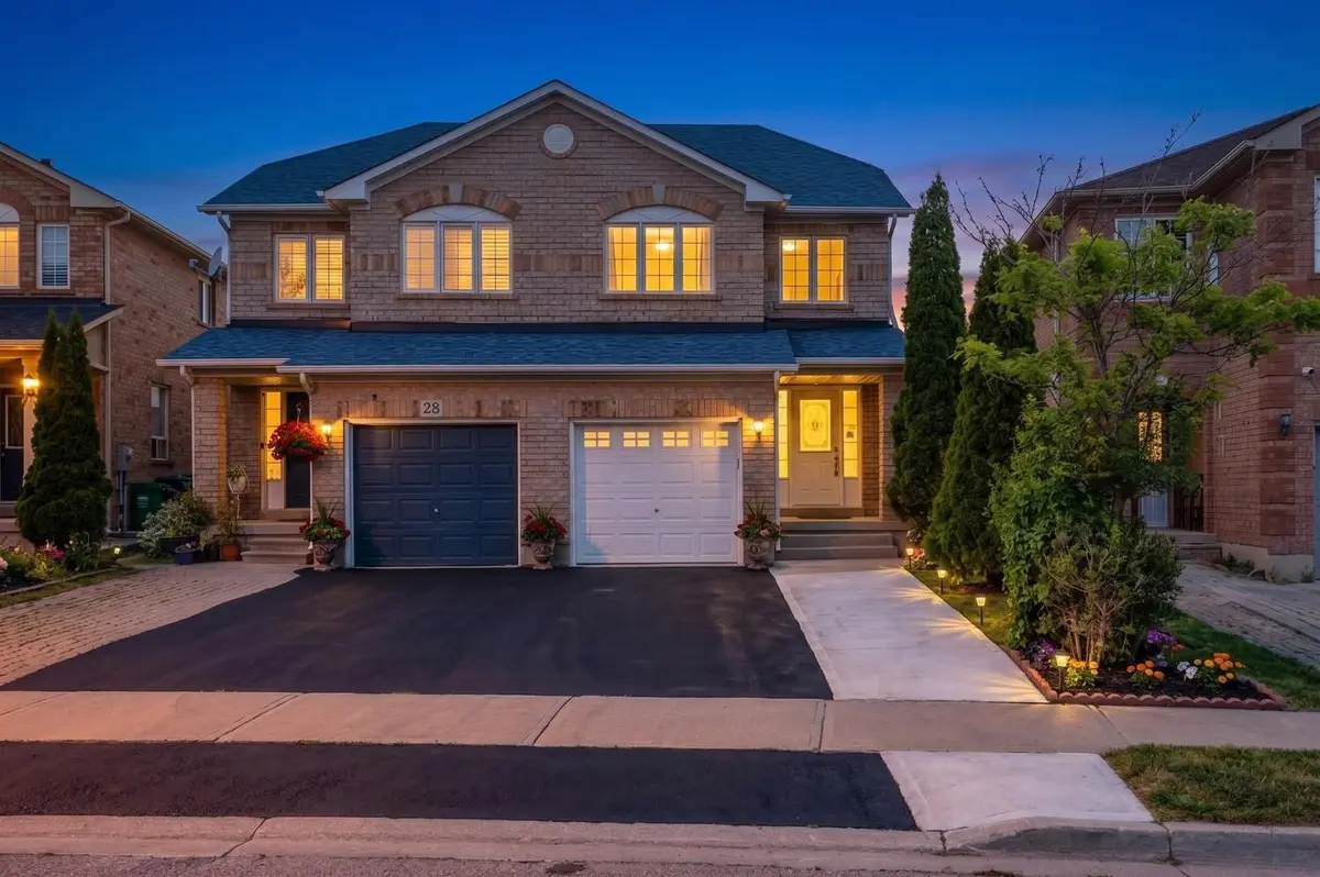 26 Roadmaster LN, Brampton, ON L7A 3A9