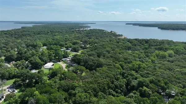 150 Applecross Lane, Pottsboro, TX 75076