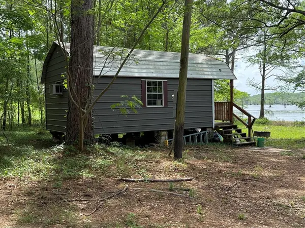 11756 Catfish Road, Vivian, LA 71082