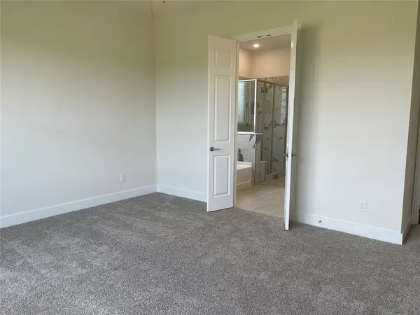 221 Olson Road, Waxahachie, TX 75167