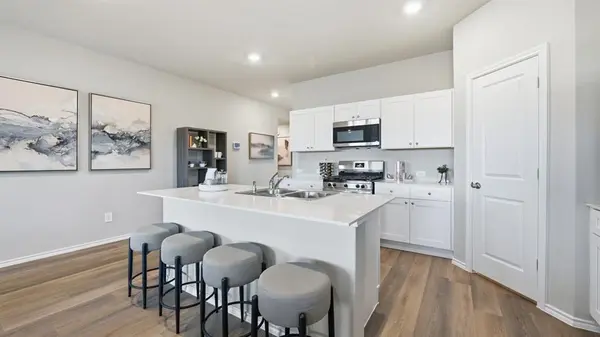 8425 BLUEBONNET BEND Road, Fort Worth, TX 76131