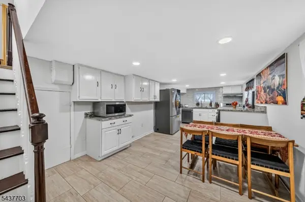 31 Monmouth Rd, Monroe Twp., NJ 08831