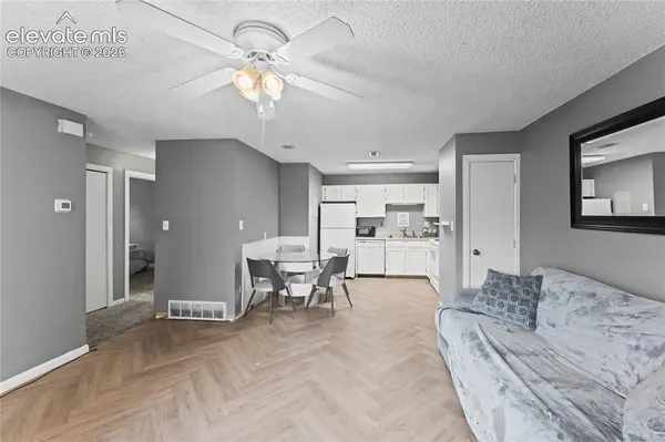 4323 Hawks Lookout LN, Colorado Springs, CO 80916