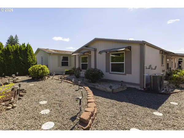 11584 SW ROYAL VILLA DR, Portland, OR 97224