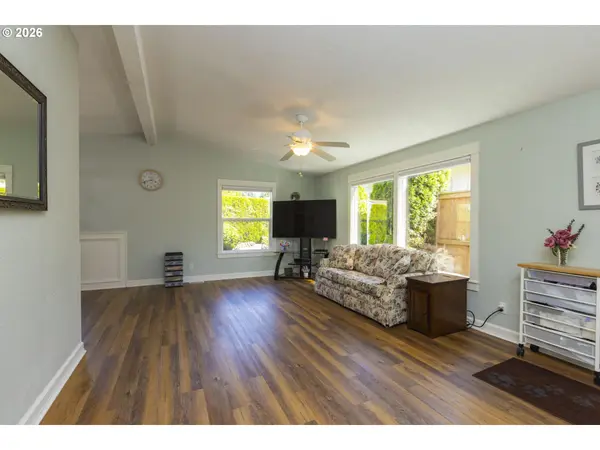 11584 SW ROYAL VILLA DR, Portland, OR 97224