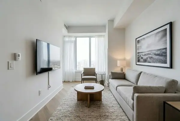 11 Yorkville AVE #3602, Toronto C02, ON M4W 1L2