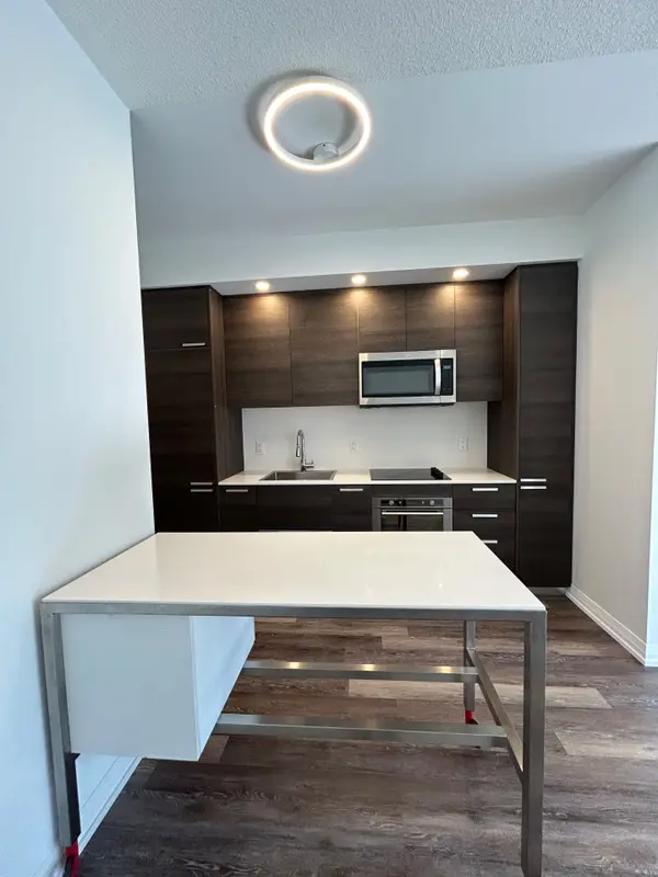 75 Canterbury PL #308, Toronto C07, ON M2N 0L2