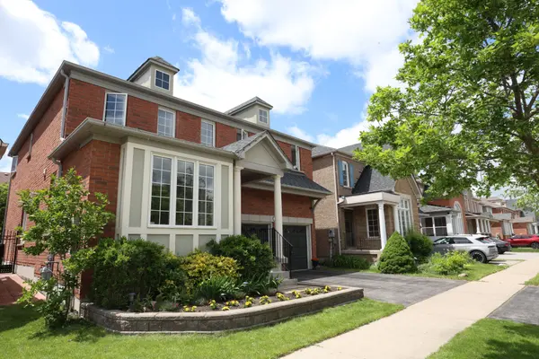22 Morland CRES, Ajax, ON L1T 4P5