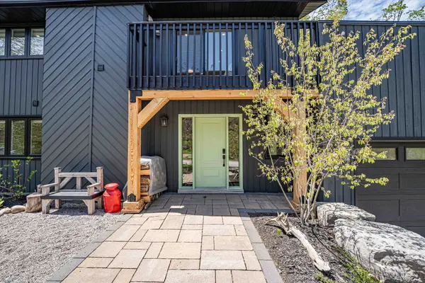 15 Pine Ridge TRL, Oro-medonte, ON L4M 4Y8
