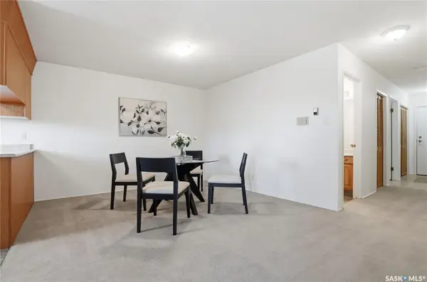 3130 Louise STREET #206, Saskatoon, SK S7J 3L8