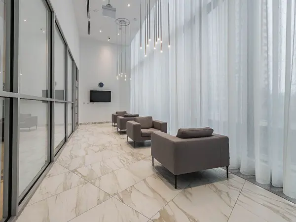 3883 Quartz RD #6011, Mississauga, ON L5B 0M4