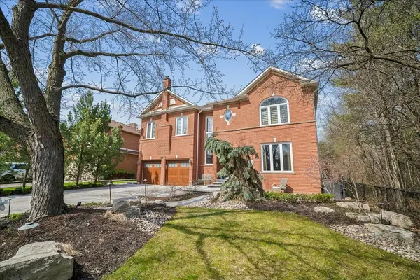 2203 Winding Woods DR, Oakville, ON L6H 5T9