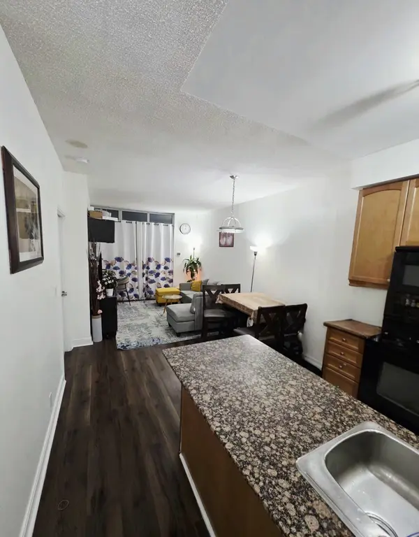80 Absolute AVE #801, Mississauga, ON L4Z 0A2