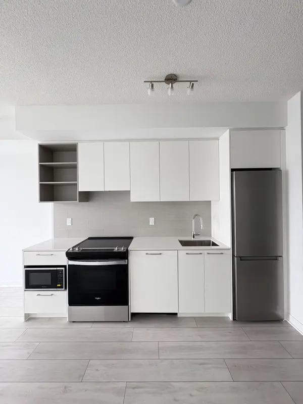 260 Malta AVE #1202, Brampton, ON L6Y 0B5