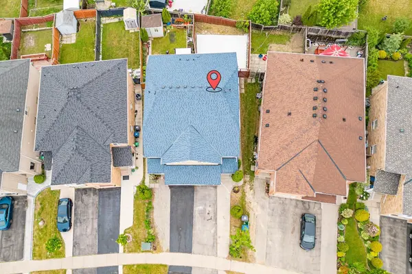 26 Roadmaster LN, Brampton, ON L7A 3A9