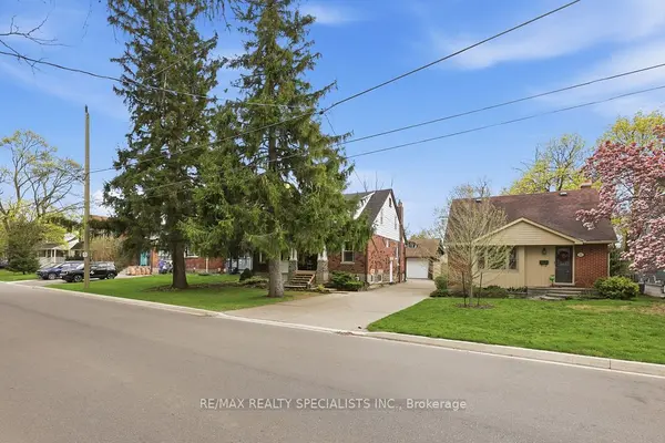 123 Mill ST S, Brampton, ON L6Y 1T4