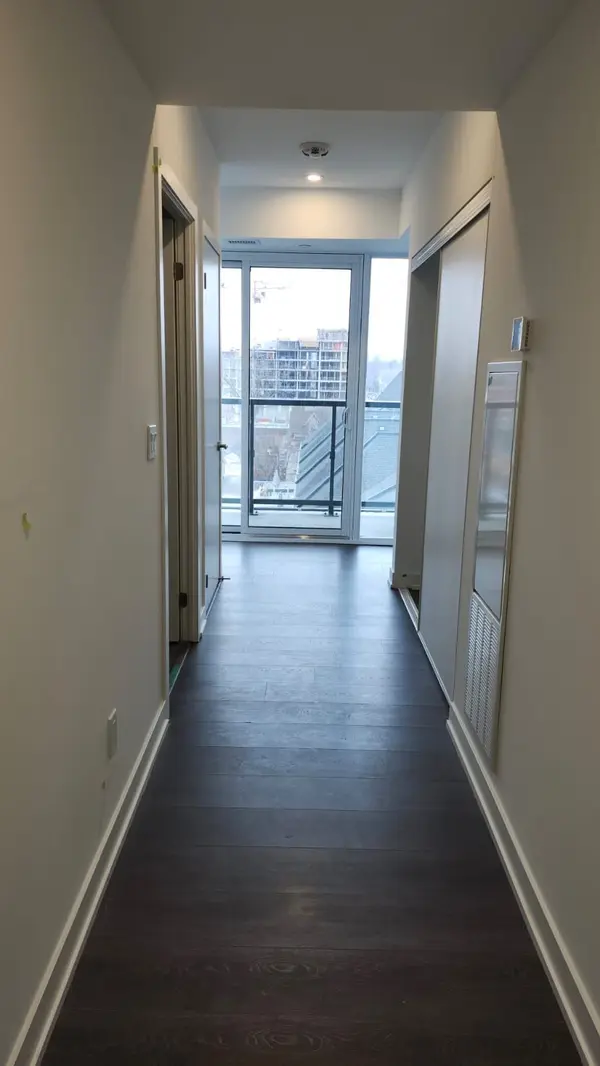 370 MARTHA ST N #501, Burlington, ON L7R 1E2