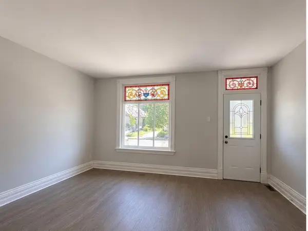 918 Princess ST #1, London East, ON N5W 3M6