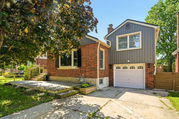 101 Irene AVE, Hamilton, ON L8G 2B1