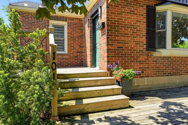 101 Irene AVE, Hamilton, ON L8G 2B1