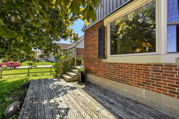 101 Irene AVE, Hamilton, ON L8G 2B1