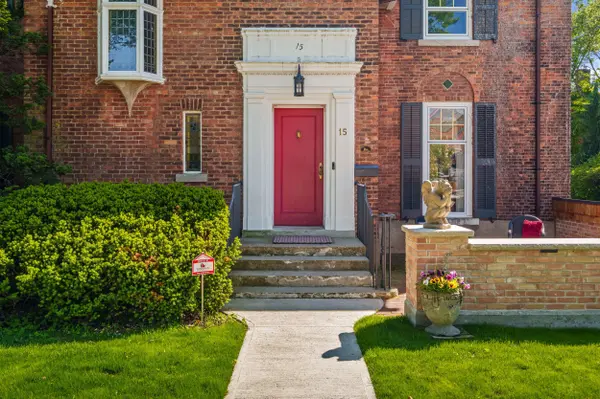 15 Trafalgar ST, St. Catharines, ON L2R 3L9