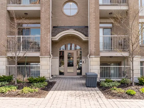 25 Earlton Private #1, Kanata, ON K2T 0C6