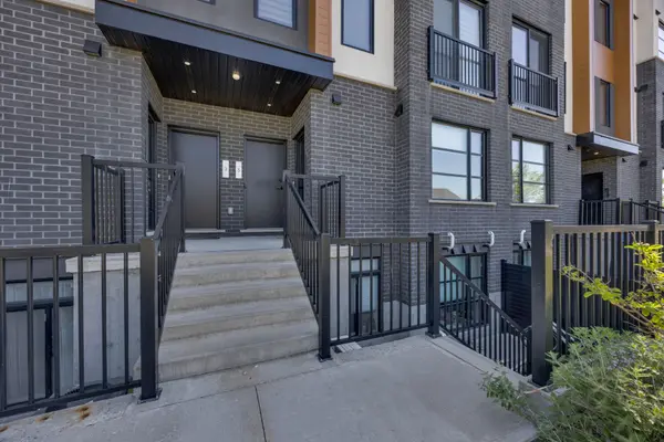 3900 Savoy ST #7, London South, ON N6P 0H9