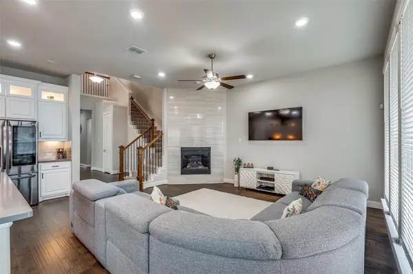 3305 Brookglen Drive, Lewisville, TX 75010