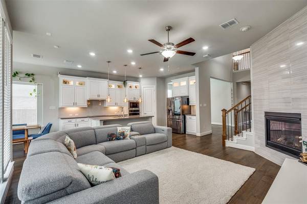3305 Brookglen Drive, Lewisville, TX 75010