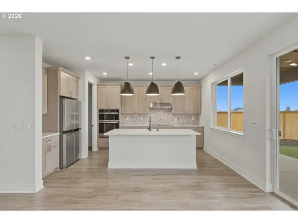 8713 S 4TH WAY, Ridgefield, WA 98642