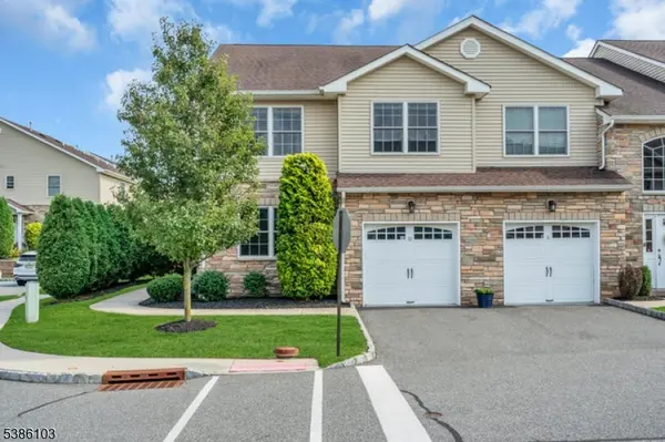 10 Harvey Ct, Clark Twp., NJ 07066