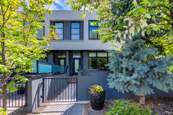 1523 28 AVE SW #1, Calgary, AB T2T 1J3