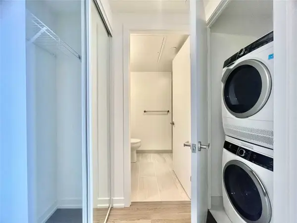138 Downes ST #2505, Toronto C08, ON M5E 0E4