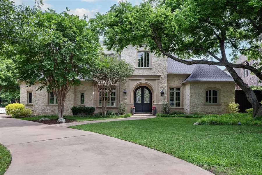 11040 Tibbs Street, Dallas, TX 75230