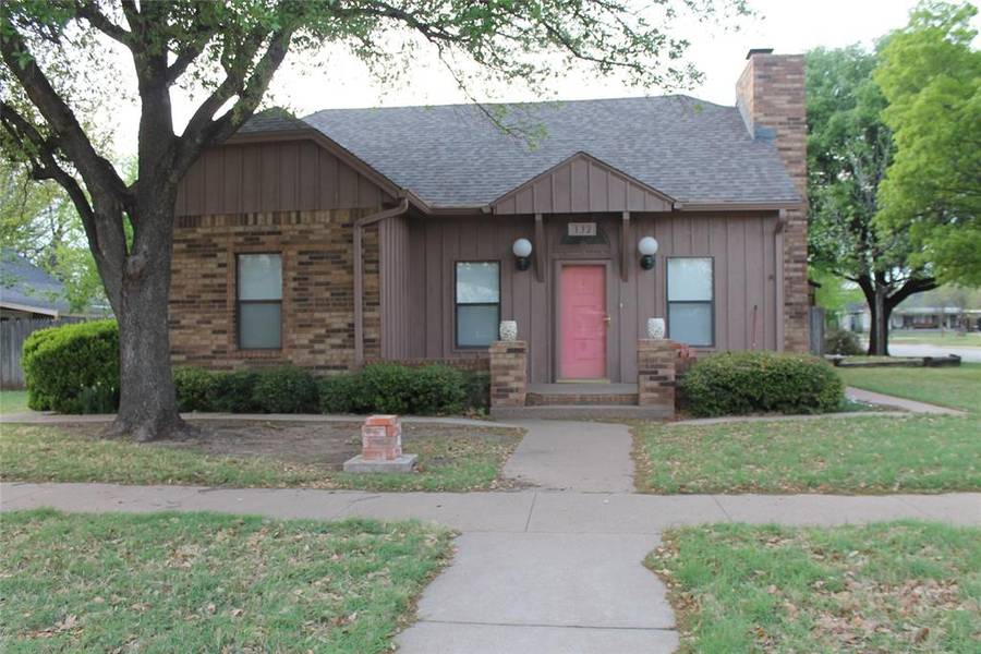 132 N Jacobs Street, Albany, TX 76430