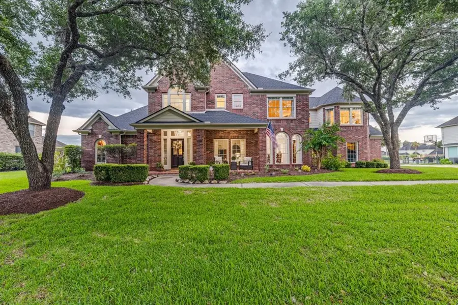 511 Royal Lakes Boulevard, Richmond, TX 77469